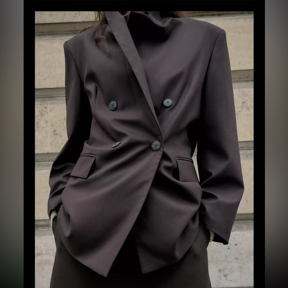 Zara Women's Double-Breasted Brown Blazer